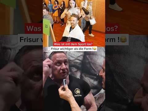 Die Friseur ist wichtiger als die Form! 🤔😳 #bodybuilding #markusrühl thumbnail