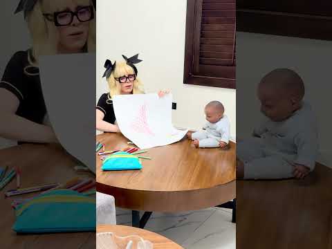 como cuando tu mamá arruina tu tarea #shorts #humor #comedia thumbnail
