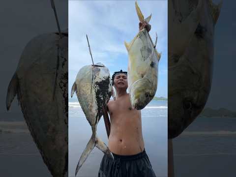 MANG UNI DAPAT IKAN TERBESAR DI DUNIA DI LAUT thumbnail