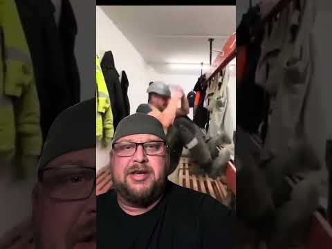 Ouchie Of The Week Coat Hanger Carl￼ thumbnail