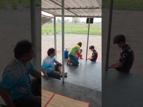 พวกเจ้าเผลอบ่ได้เลยเนาะตั้งแต่วงมื้อได๋กะดายหน่ายคัก #funny #comedy #ขึ้นหน้าฟีด thumbnail