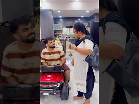 Mummy garmi mai jayada gussa hogayi #gauravaroravlogs #youtubeshorts #shorts thumbnail