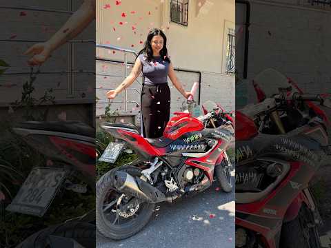 Araba mı daha güzel motor mu #shortsvideo #trending ￼ thumbnail