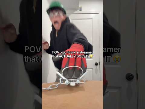 SUBSCRIBE 😭 #shorts #shortvideo #ytshorts #fyp #foryou #viral #goviral #funny #comedy #fails #nilo thumbnail