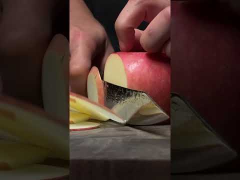Rui “The Star” Kiritsuke cutting a Fuji Apple #fyp #satisfying #kitchenknife #japaneseknife thumbnail