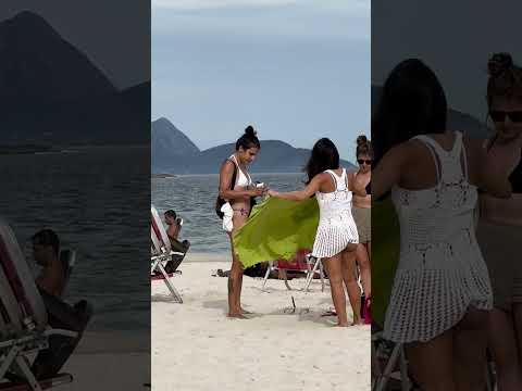 🇧🇷 Nice day at Leblon beach thumbnail