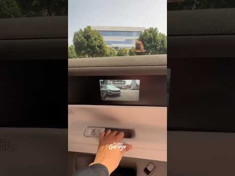 Volkswagen Put Screens On The DOORS thumbnail