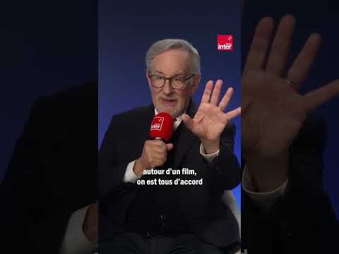 Pour Spielberg, au cinéma : "on ressent les émotions ensemble, on rit ensemble, on pleure ensemble." thumbnail