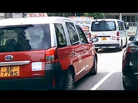 車CAM直擊 - 呢位的士佬真係夠痴線又6uo，點會咁樣抽外檔過學神架？ thumbnail