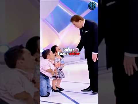 O CASAL DE ANÕES QUE FEZ O SILVIO E O AUDITÓRIO M0RRER DE RIR  #shorts #viral #casal thumbnail