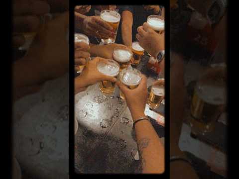 Cerveza, música, chavo y jeba...? #musica #chrys #reggaeton #cumbia #lacumbia #fyp #shorts #youtube thumbnail