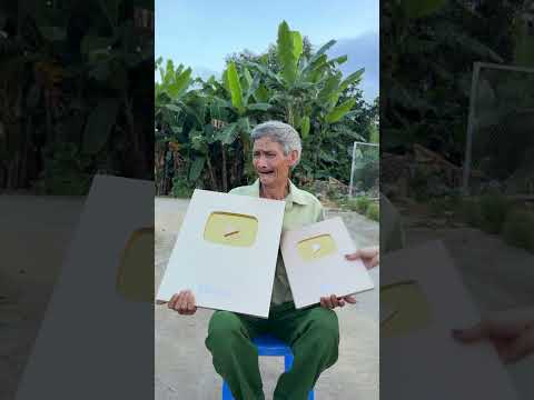 Món quà đặc biệt dành cho Ông nội🎁😳#shorts thumbnail