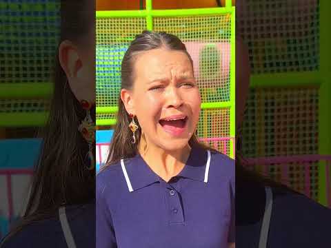 АРИАНА ВОВРЕМЯ ОСТАНОВИЛА😳😳😳 thumbnail