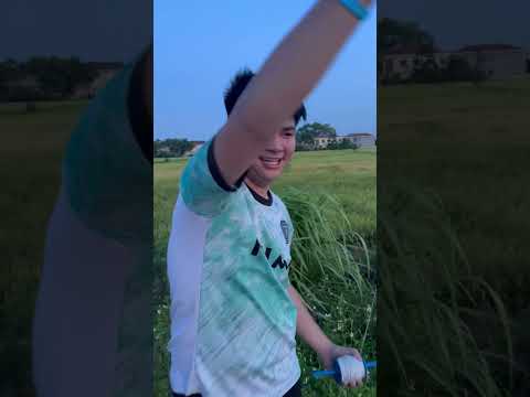 Thằng này bị cô Hương bịp rồi #thadieu #dieusao #thadieusao  #shorts #caulongbocondua thumbnail