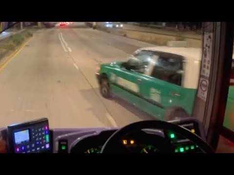 車CAM直擊 - VE9744 綠的 前面咁多位唔切線 點解一定咁樣切兩線？ thumbnail