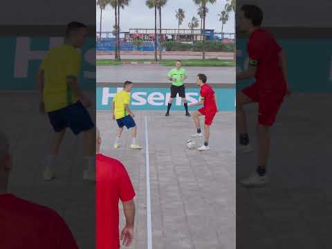 Blue Mo 🥶: “Don’t challenge my team mates” #streetcaptains #streetfootball #dimamaghrib #jogabonito thumbnail