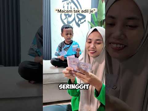 Berbagi hasil gaji youtube emak dan anak #funny #comedy thumbnail