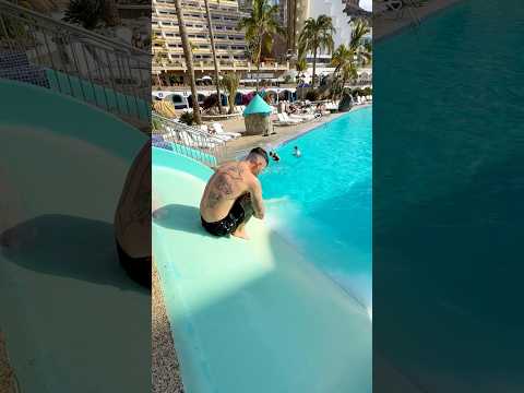 Tengo que ir a más parques acuáticos ✌🏼 thumbnail