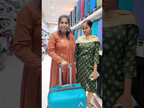 எங்க கடைசி Sister Chennai Job-க்கு கிளம்புறாங்க 🥹❤️ | Shopping Vlog #shoppingvlog #chennailife #vlog thumbnail