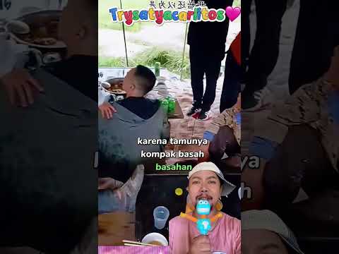 Demi Makanan Gratis, Banjir Pun Diterjang! ? #shorts #shortsindonesia #videolucu #momenkocak thumbnail