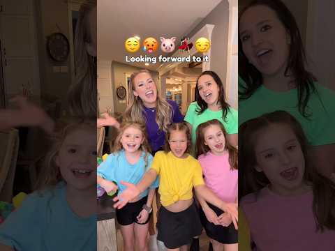 EMOJI ACTING CHALLENGE 🎭 #challenge #fun #bff #acting #tiktok #viral #shorts #game #emojis #funny thumbnail