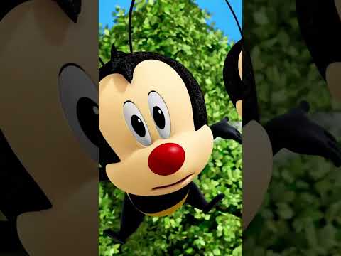 #Shorts 🐝 Dźwięki pszczół! Klarabella rozmawia z owadami 🐮 thumbnail