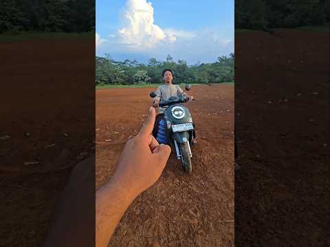 temon nanjak tanjakan ada baju nya doang #trendingshorts thumbnail
