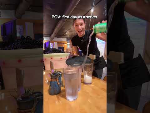 POV: 1st day as a server😂 #fyp #RiceBoxFamily #riceboxjonesboro… thumbnail