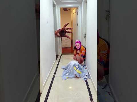 super scary thumbnail