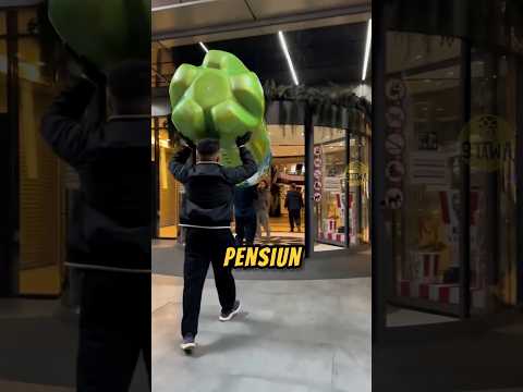 Orang Sangka Bro Ini ISENG BIKIN BOTOL RAKSASA❗😮 #soda #idekreatif #videoviral thumbnail