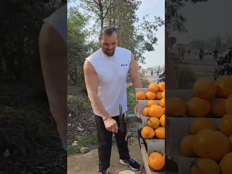 संतरा ले लो संतरा ! the great khali #shortvideo #shorts thumbnail