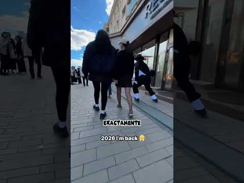 La sfida del Moonwalk del 2025 contro la sfida del Moonwalk del 2026 thumbnail
