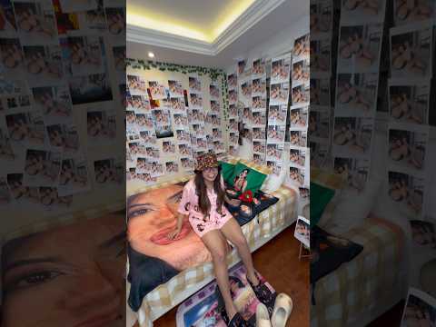 LLENÉ TODA SU CASA CON FOTOS MÍAS! thumbnail