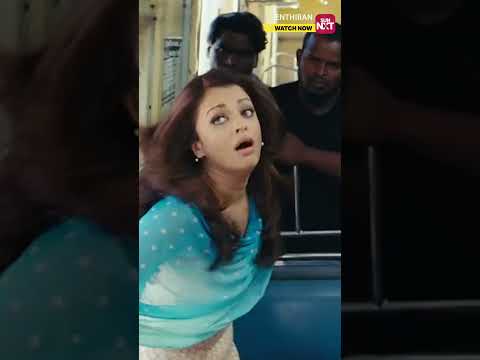 Chitti to the rescue!! #enthiran #rajinikanth #aishwaryaraibachchan #sunnxtshorts thumbnail