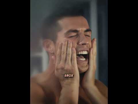 Ronaldo Pranks the Pizza Delivery Men 🍕😂 #shorts #viral #funny #trending thumbnail