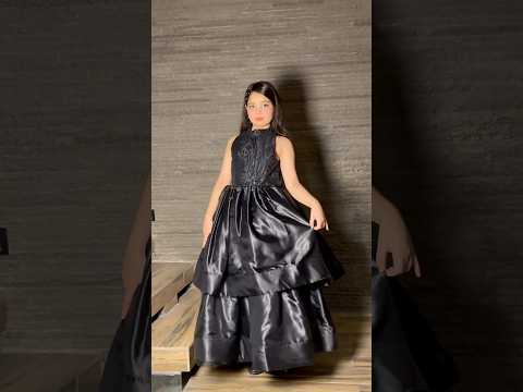 Aayat in BLACK dress #aayataarif #fashion  #black #shorts #trending #viral #fashiondiva #latestlooks thumbnail