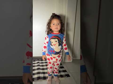 Papá está Poseído Y Nos Atacó!! thumbnail