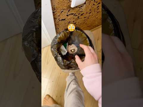 Who throwed away Cat doorbell? 😭 thumbnail