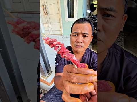 bapak rusdan ngga mau di kasih sate ngokngok🤣😄🤣🤣 thumbnail