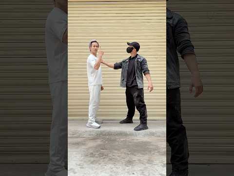 BEN EAGLE - What to do when the opponent grabs your collar #MartialArts #ActionComedy #KungFu #Viral thumbnail