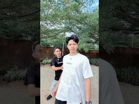 Murid Baru Akbar Hasri Minta di Ajarin Cara Salto Baru Yang Berputar di Tembok thumbnail