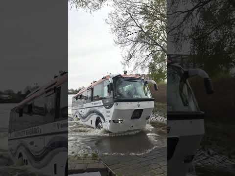 Amphibious Bus Driving out of the Water thumbnail