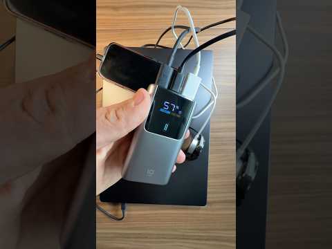 Non Uscire di Casa Senza Questo Gadget! thumbnail