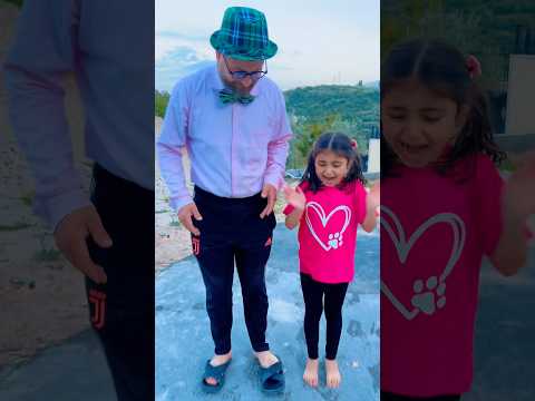 البنت ساعدة عمو محمود #funny #comedy ./ماريا thumbnail