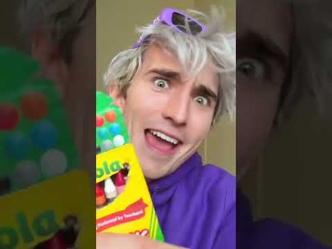 How Does This Crayon Magic Trick Work?🤔 thumbnail