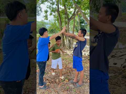 Tok tok ayo sembunyi, kalian ada yang enggak! #shorts thumbnail