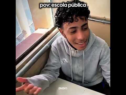 passarinho fuxiqueiro kkkk #humor  #engraçado #escola thumbnail