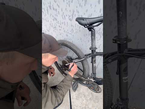 ЛАЙФХАК Как убрать царапину ? #shorts thumbnail