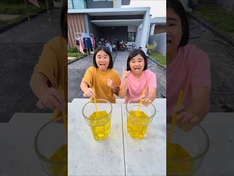 กินน้ำสีเหลืองแข่งกัน (Yellow drink challenge) thumbnail