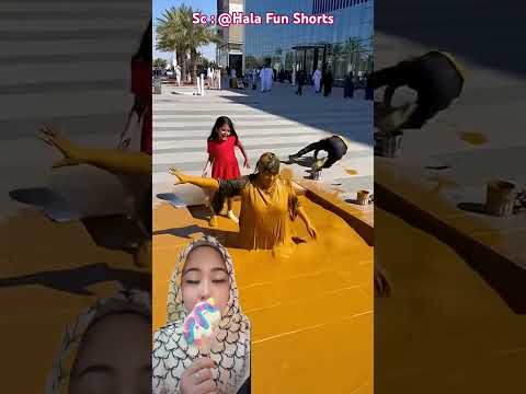 Mama Terjun Ke Selokan ⁉️😱 @Hala Fun Shorts thumbnail